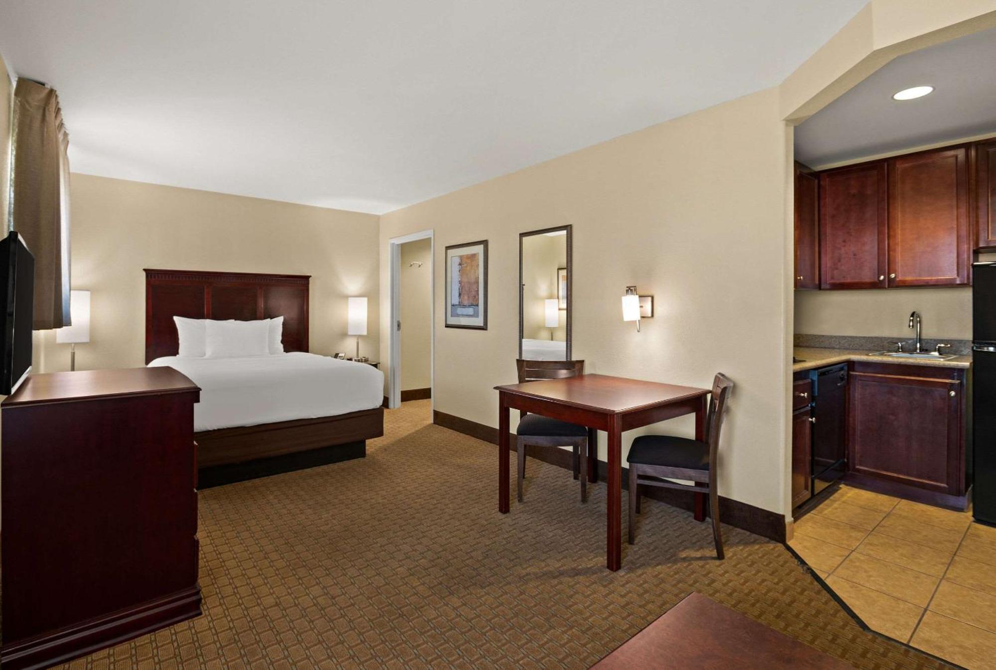 Mainstay Suites Houma Esterno foto